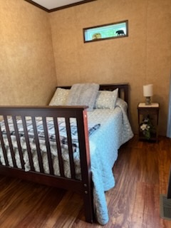 pecaeful pines guest room 2